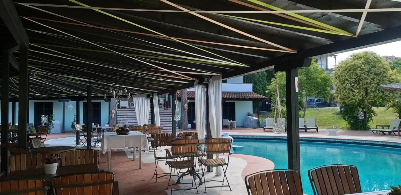Eden Hotel Afytos Buitenkant foto