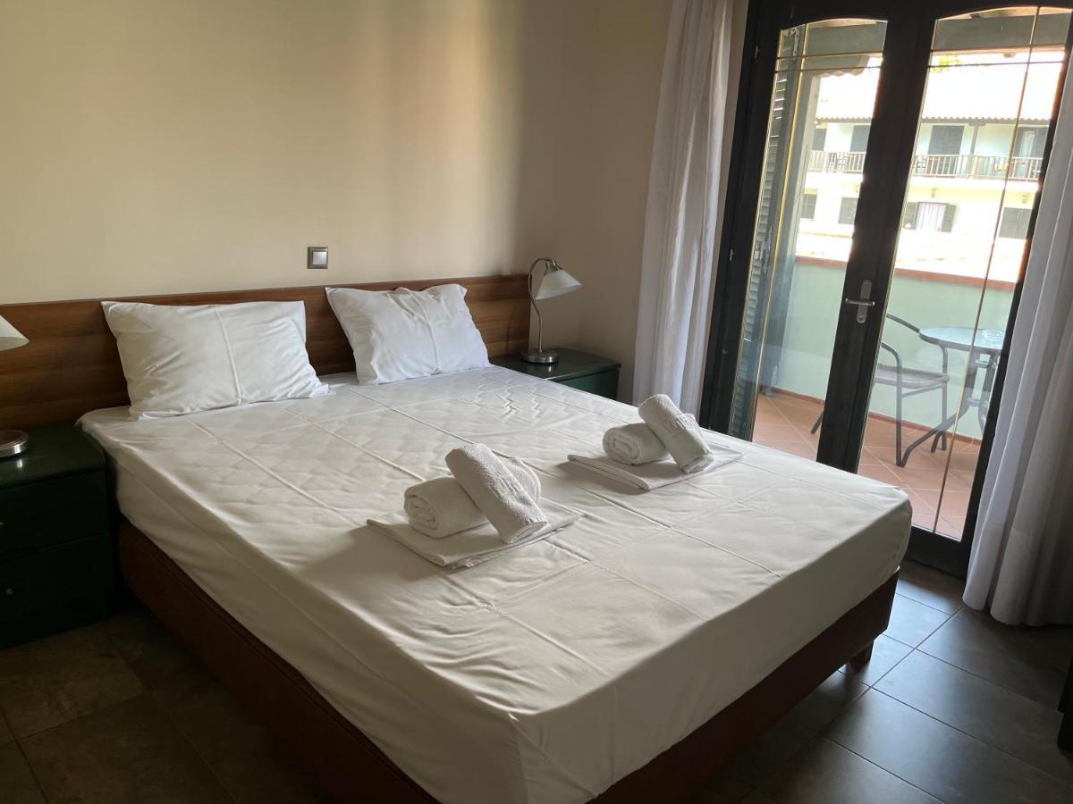 Eden Hotel Afytos Buitenkant foto