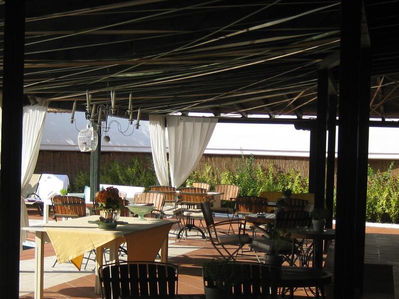 Eden Hotel Afytos Buitenkant foto