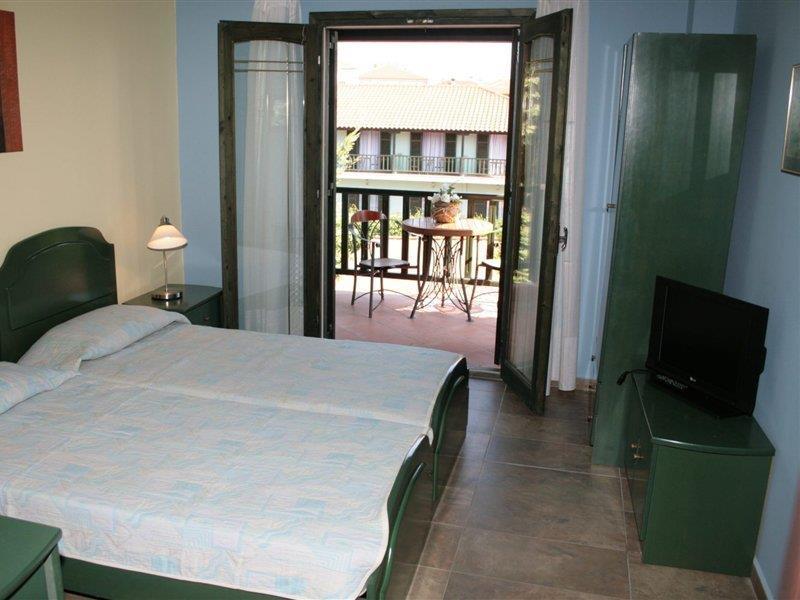 Eden Hotel Afytos Buitenkant foto